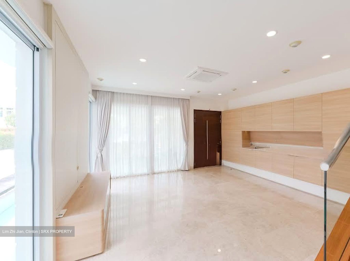 Mountbatten Road (D15), Semi-Detached #576975281